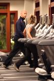 th_62112_Celebutopia-Britney_Spears_training_on_the_treadmill_at_the_gym-08_122_13lo.jpg