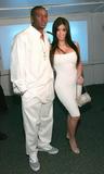  Kim Kardashian shows her ass in body hugging white dress at Whitehouse nightclub inHamptons