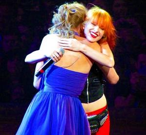 Hayley+williams+2011+september