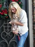 th_24540_Preppie_-_Ashley_Tisdale_picking_up_her_dog_from_her_parents_house_before_heading_to_the_Coffee_Bean_and_Tea_Leaf_in_Toluca_Lake_-_Dec._130_2009_480_122_61lo.jpg