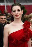 http://img216.imagevenue.com/loc213/th_97613_Celebutopia-Anne_Hathaway-80th_Annual_Academy_Awards_Arrivals-01_122_213lo.jpg