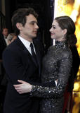 http://img216.imagevenue.com/loc342/th_26796_celebrity_paradise.com_TheElder_AnneHathaway122_122_342lo.jpg