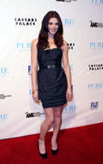 http://img216.imagevenue.com/loc581/th_23215_Ashley_Greene_celebrates_her_24th_Birthday19_122_581lo.jpg